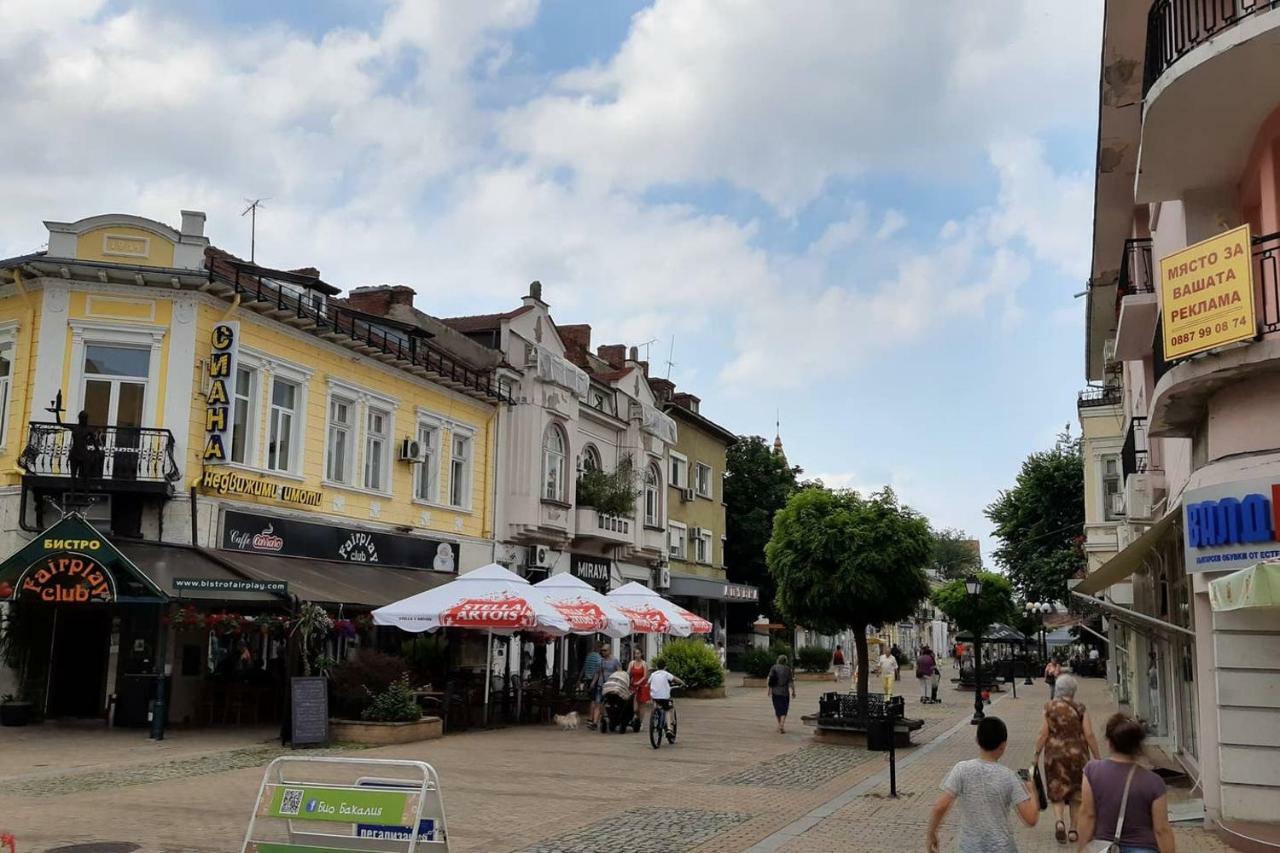 Sky Blue Danube Apartment Ruse Exterior foto